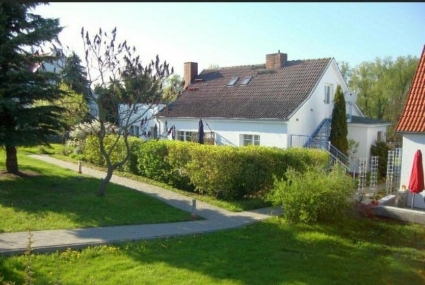 FerienWohnung • 4 Personen • Kamin • mit Hund • Wolgast-Mahlzow