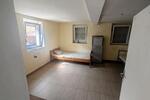 Wohnen auf Zeit Geldersheim - 8 Zimmer, 150 m&sup2;, 350&euro; | Angebot:26303500