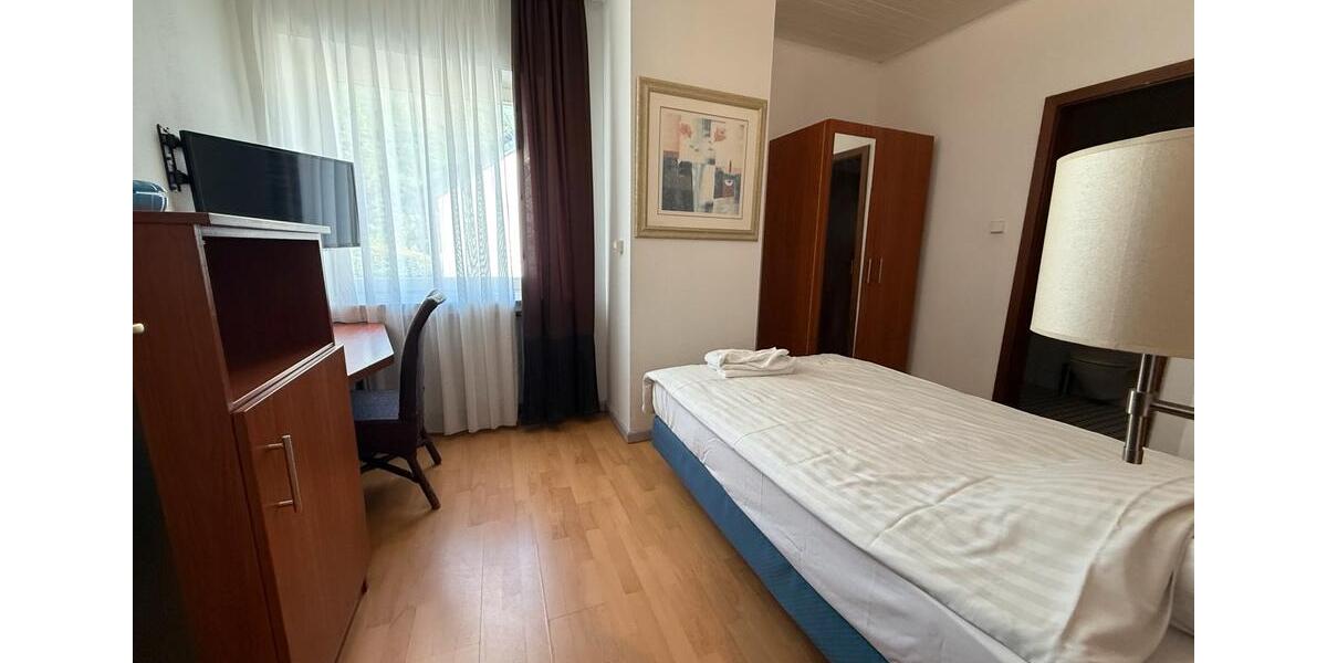 Wohnen auf Zeit Plettenberg - 1 Zimmer, 20 m&sup2;, 15&euro; | Angebot:26127808