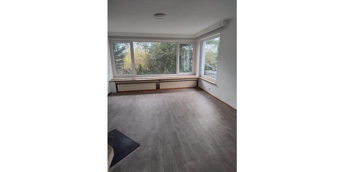 Erdgeschoßwohnung Schmalkalden - 2 Zimmer, 65 m&sup2;, 400&euro; | Angebot:25993597