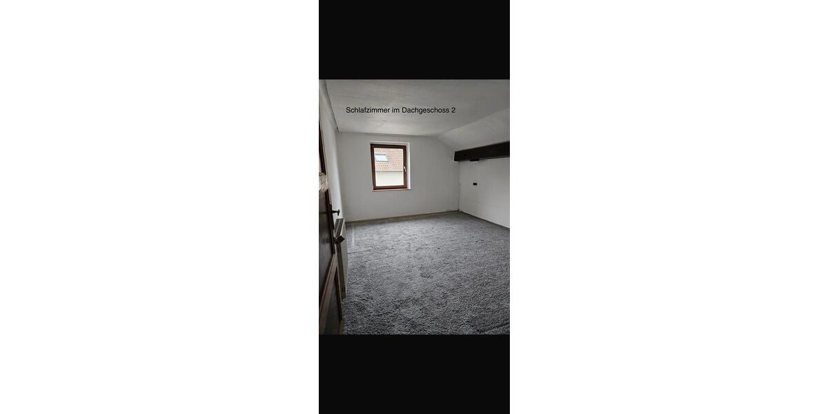 Reihenhaus Wallerfangen - 7 Zimmer, 170 m&sup2;, 800&euro; | Angebot:24787019