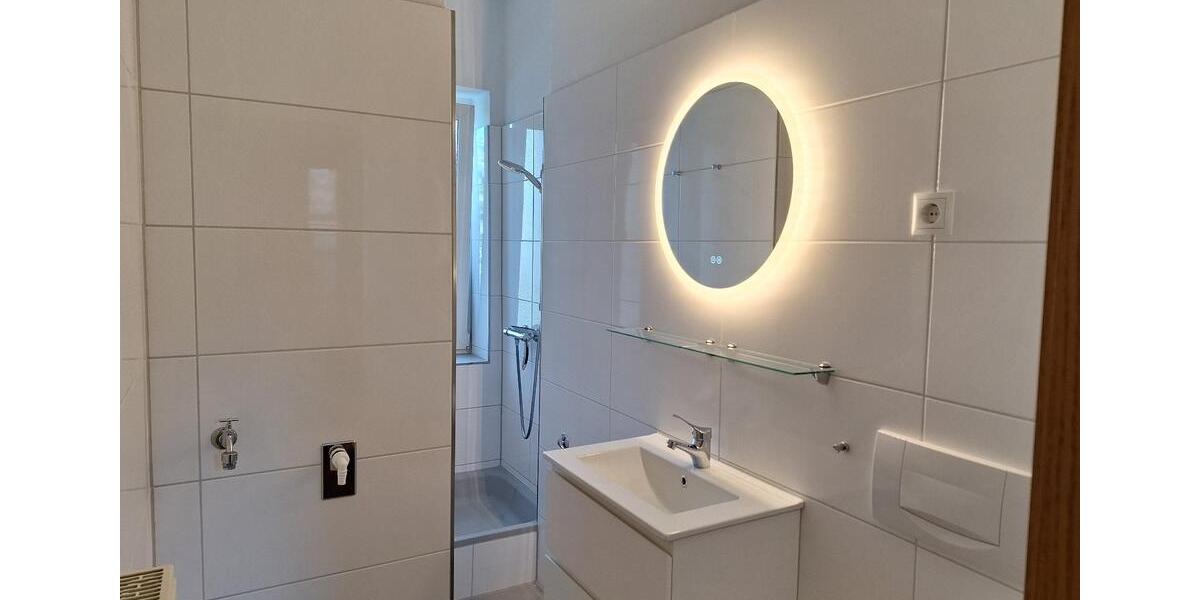 Etagenwohnung Rostock Hansaviertel - 2 Zimmer, 50 m&sup2;, 570&euro; | Angebot:25055126