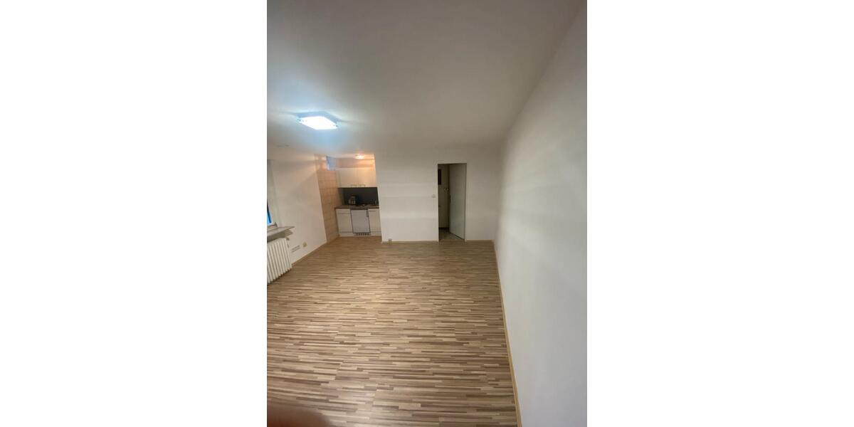 Etagenwohnung Petersberg - 1 Zimmer, 21 m&sup2;, 260&euro; | Angebot:26048036