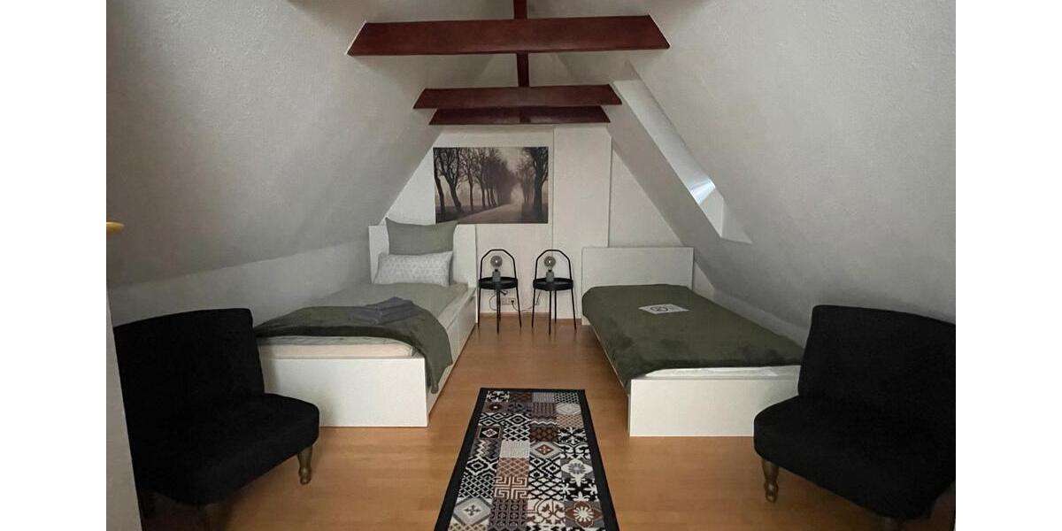 Wohnen auf Zeit Lüdenscheid - 5 Zimmer, 100 m&sup2;, 120&euro; | Angebot:24563451