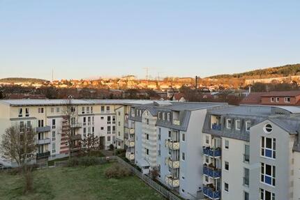 (12537_38) MGN: ruhige 2-Raum-Dachgeschoss-Wohnung mit Aufzug und Balkon zum grünen Innenhof, Hausmeisterservice - Wohnung Meiningen | Angebot:24791647