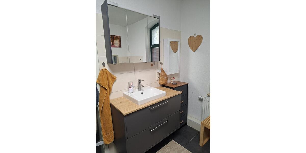 ***RESERVIERT*** 96m² | 4-Raum Wohnung | Mietwohnung | EBK Küche | Kamin | Balkon | Parken | Keller 4 zimmer