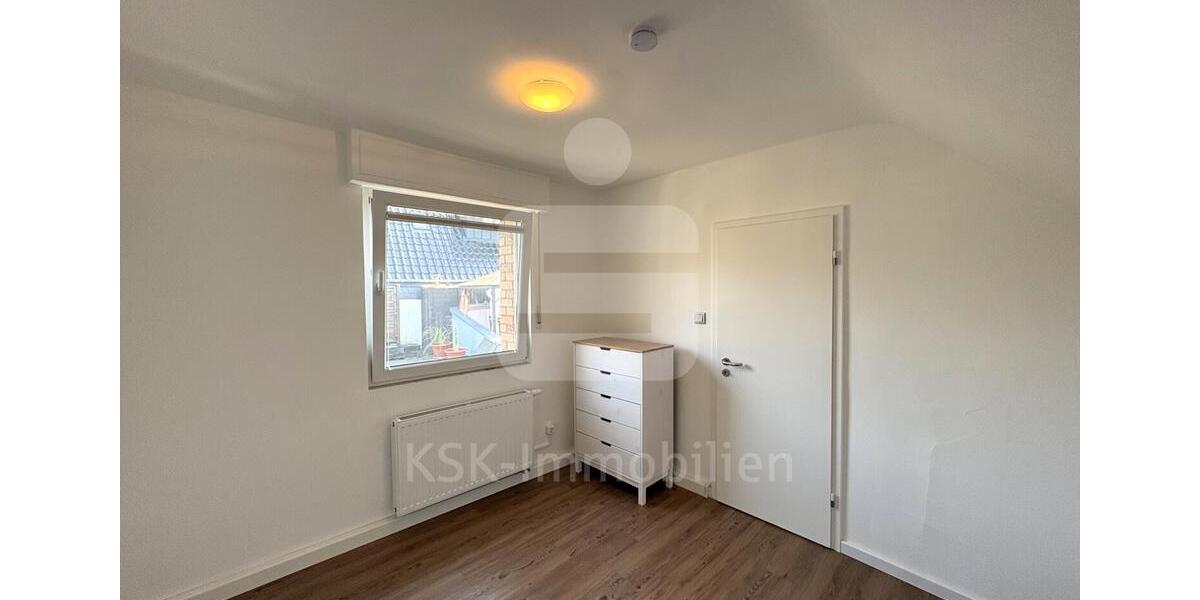 Einfamilienhaus Frechen - 4 Zimmer, 90 m&sup2;, 1.300&euro; | Angebot:25821467