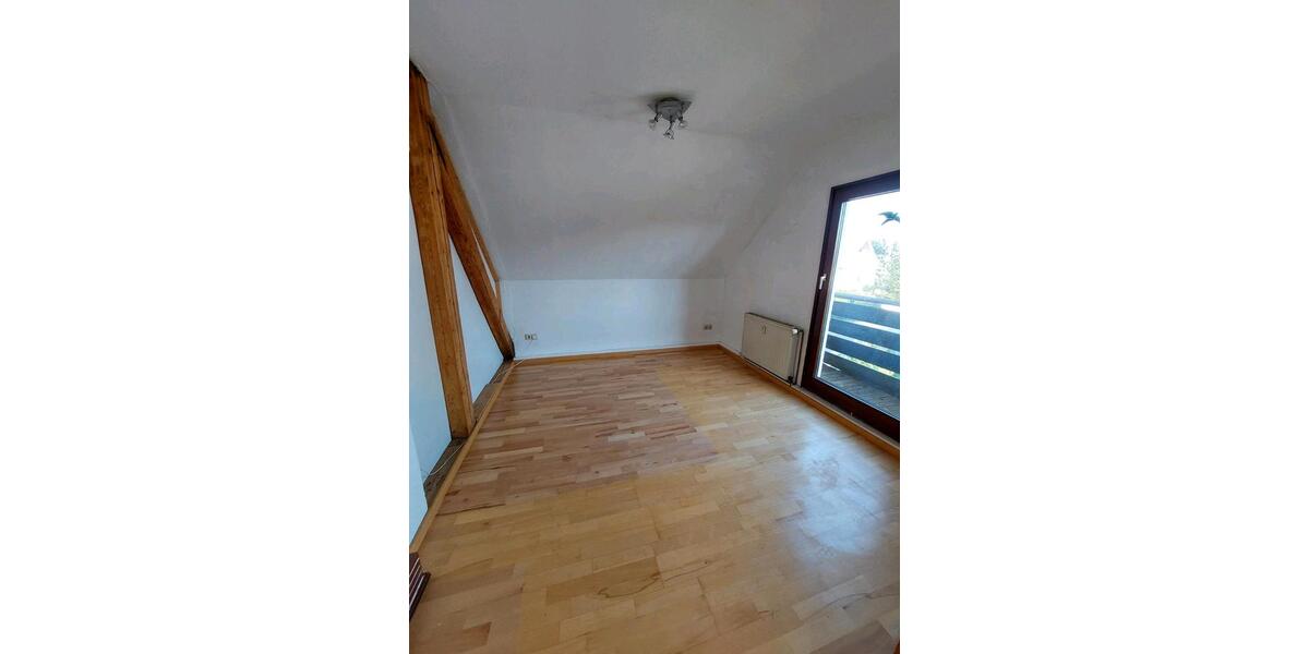 Dachgeschoßwohnung Gottenheim - 2 Zimmer, 45 m&sup2;, 520&euro; | Angebot:26613946