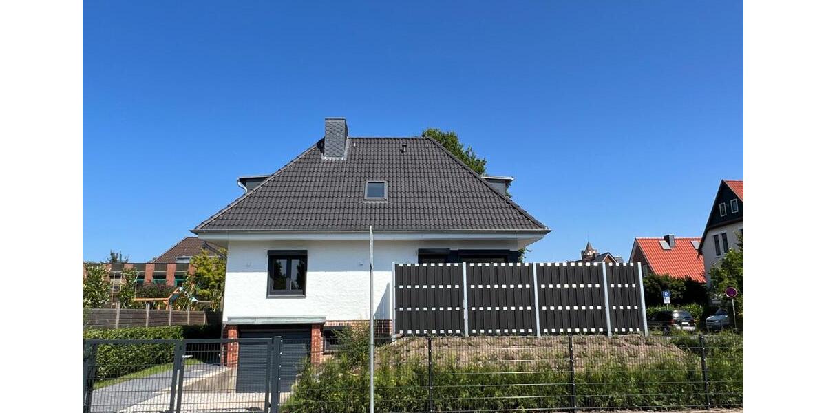 Einfamilienhaus Eutin - 4 Zimmer, 104 m&sup2;, 1.400&euro; | Angebot:24396546