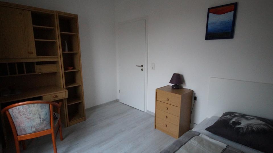 Wohnen auf Zeit Lauchhammer - 6 Zimmer, 30 m&sup2;, 29&euro; | Angebot:22204651