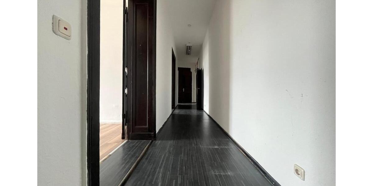 Etagenwohnung Frankfurt (Oder) - 5 Zimmer, 121 m&sup2;, 1.453&euro; | Angebot:24795058