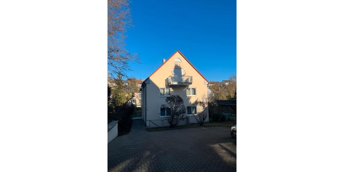 Dachgeschoßwohnung Kürnach - 1 Zimmer, 42 m&sup2;, 680&euro; | Angebot:24854242