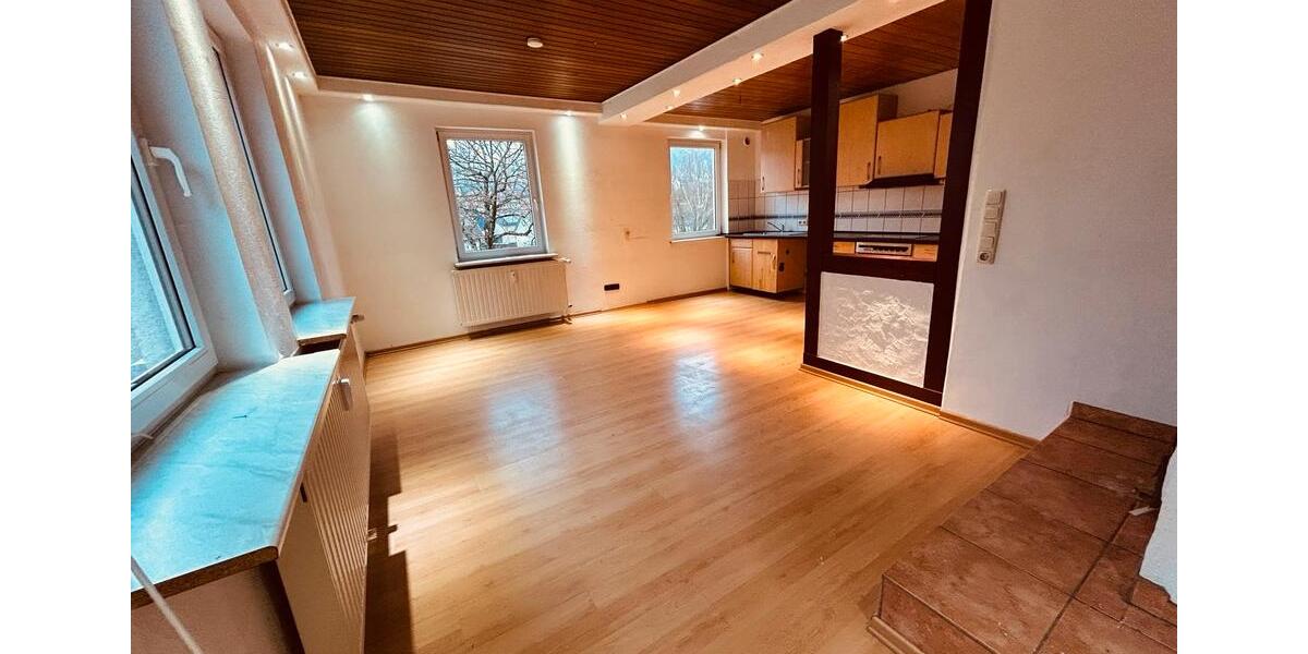 Etagenwohnung Lohr am Main - 2 Zimmer, 82 m&sup2;, 600&euro; | Angebot:25637804