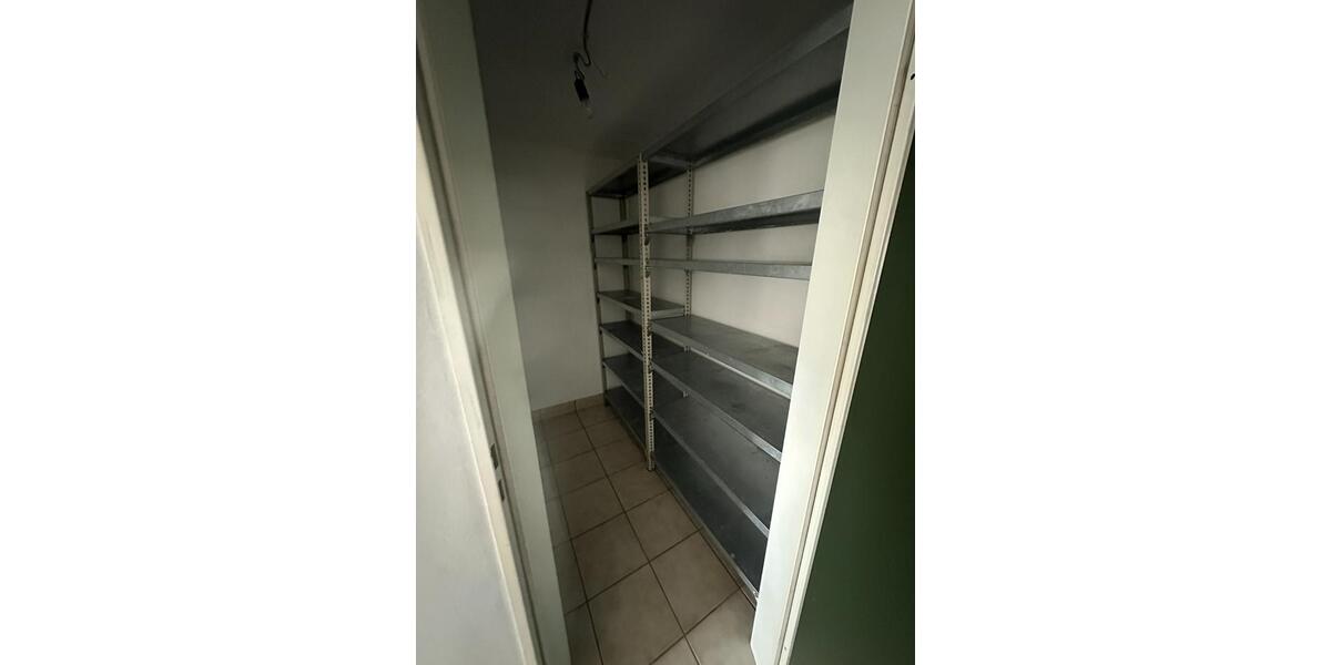 Einfamilienhaus Pleinfeld - 4 Zimmer, 200 m&sup2;, 1.400&euro; | Angebot:25408445