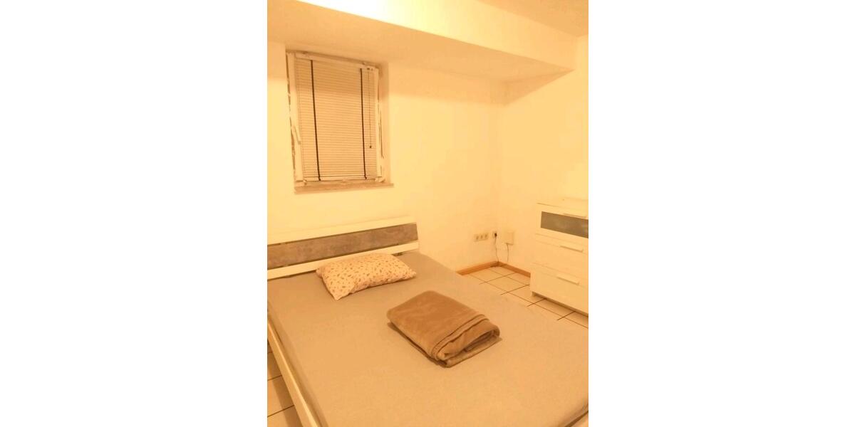 Etagenwohnung Köln Kalk - 2 Zimmer, 65 m&sup2;, 800&euro; | Angebot:26549846