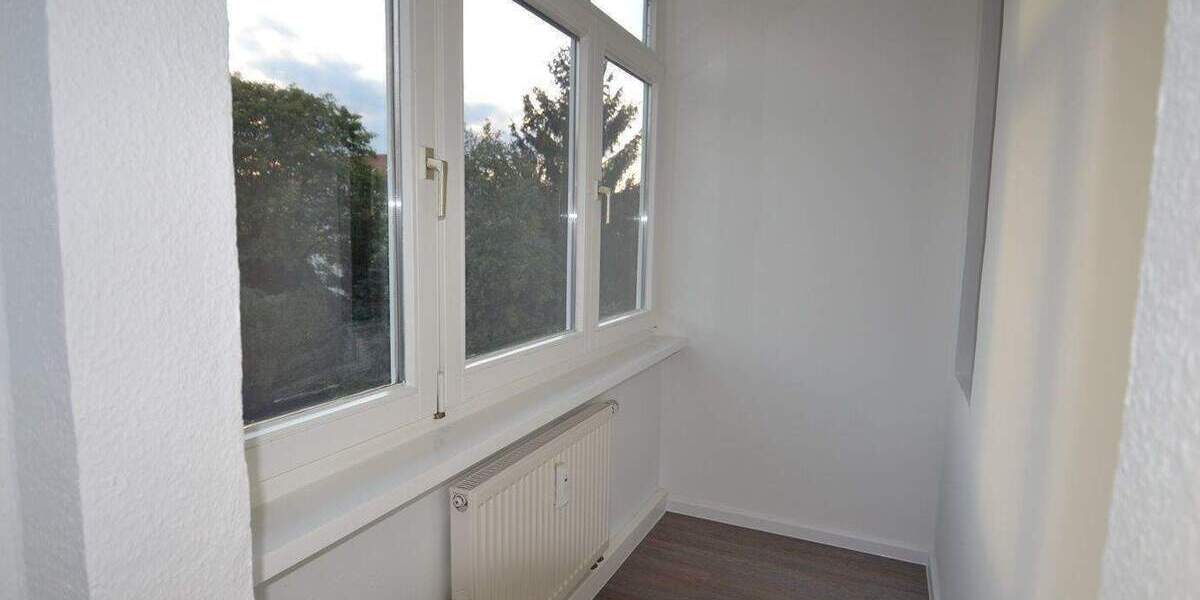 Etagenwohnung Dresden Leuben - 2 Zimmer, 60 m&sup2;, 475&euro; | Angebot:26733497