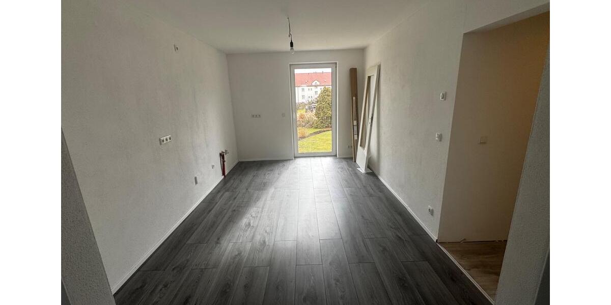 Erdgeschoßwohnung Rochlitz - 7 Zimmer, 110 m&sup2;, 1.045&euro; | Angebot:26409494