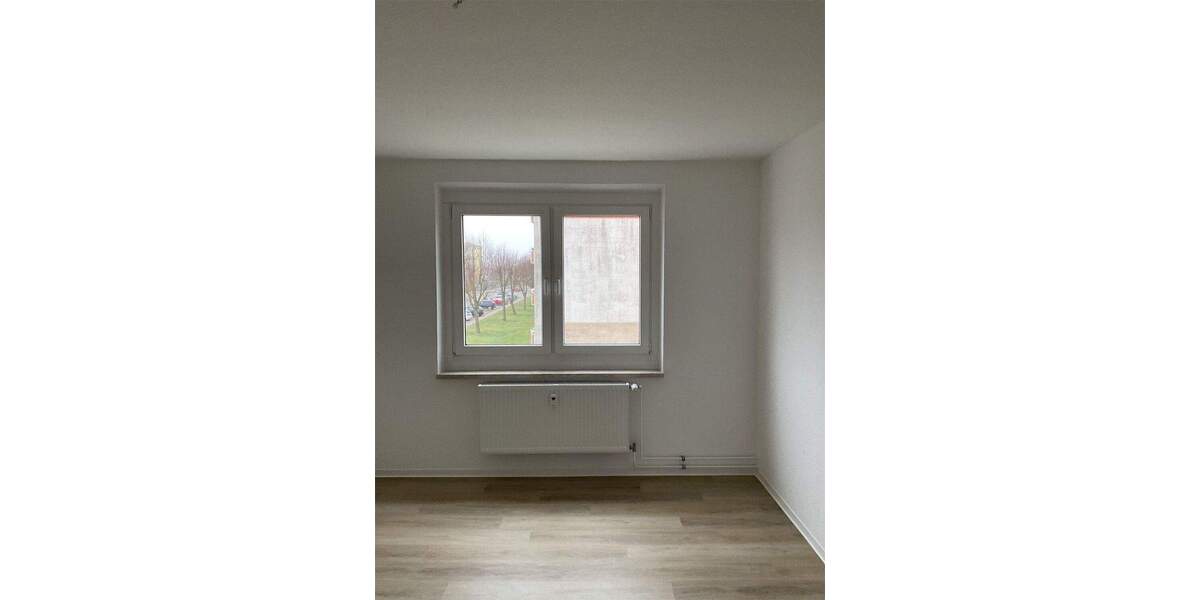 Etagenwohnung Gützkow - 4 Zimmer, 77 m&sup2;, 510&euro; | Angebot:25702212