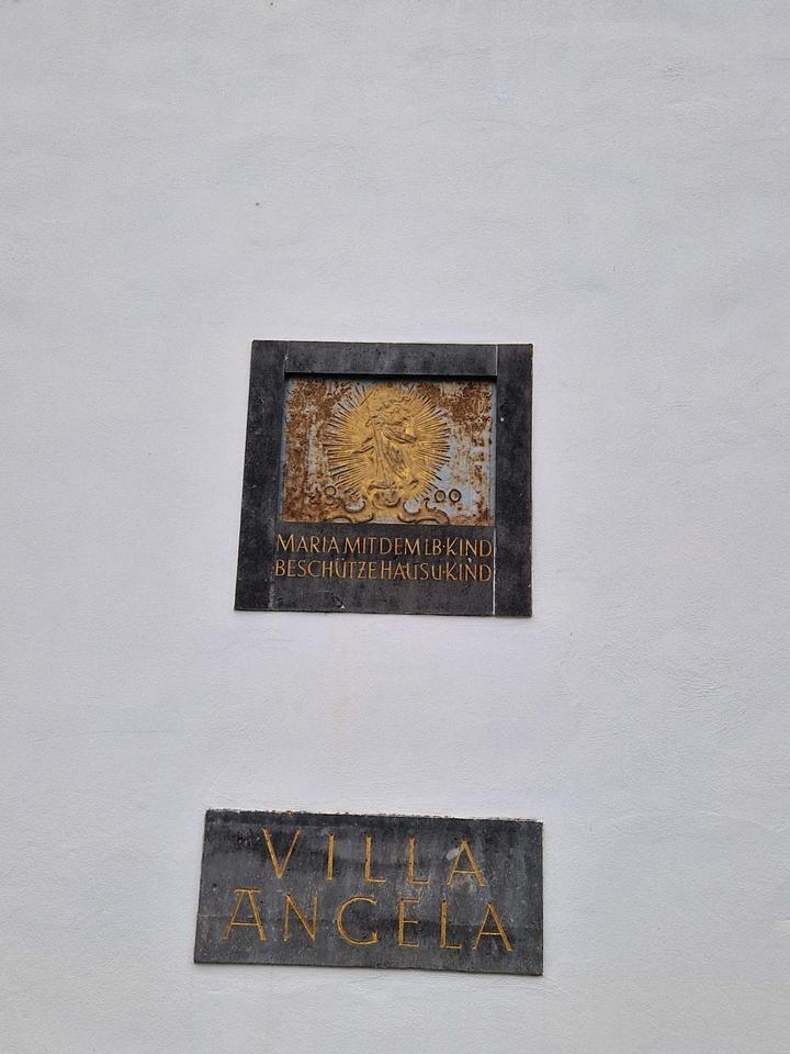 ABLÖSE FREI Restaurant mit GästeZimmer im Villen Stil in einer ruhigen Seitenstraße der Fußgängerzone