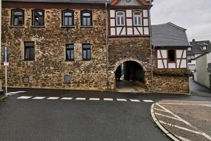 Wohnung Rheinbrohl - 5 Zimmer, 111 m&sup2;, 1.000&euro; | Angebot:24759723