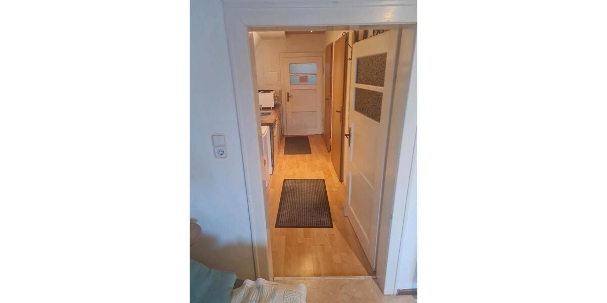 Etagenwohnung Hildburghausen - 2 Zimmer, 32 m&sup2;, 25&euro; | Angebot:19721414