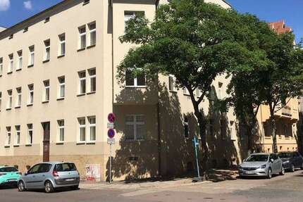 Wohnung zum Mieten in HalleSaale 570 € 75 m²