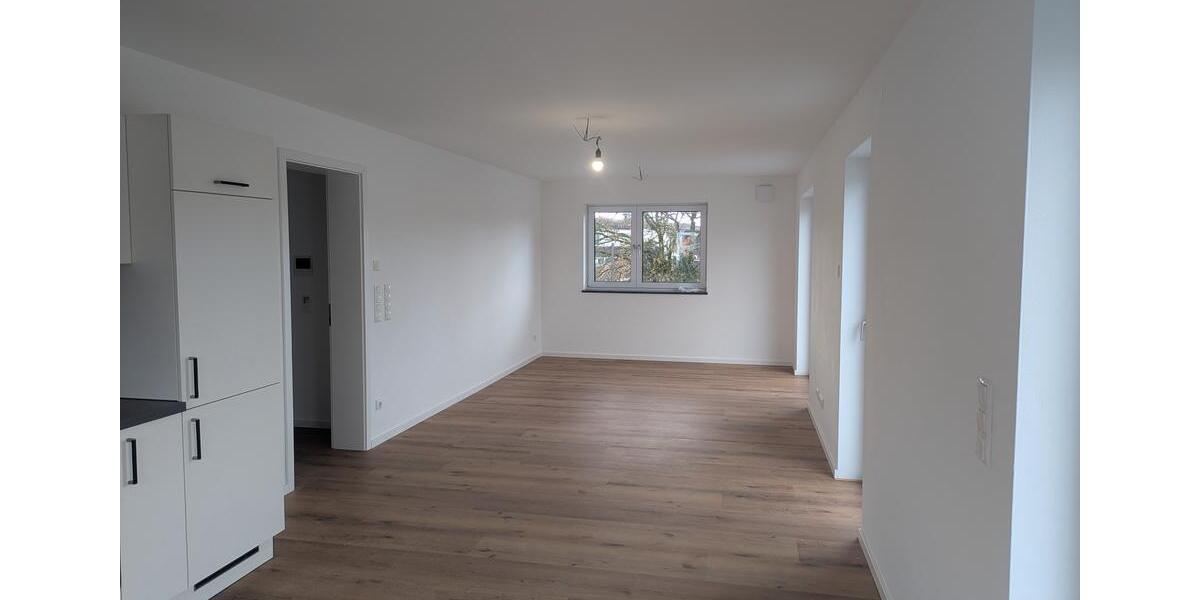 Etagenwohnung Mitterfels - 2 Zimmer, 79 m&sup2;, 950&euro; | Angebot:25148705