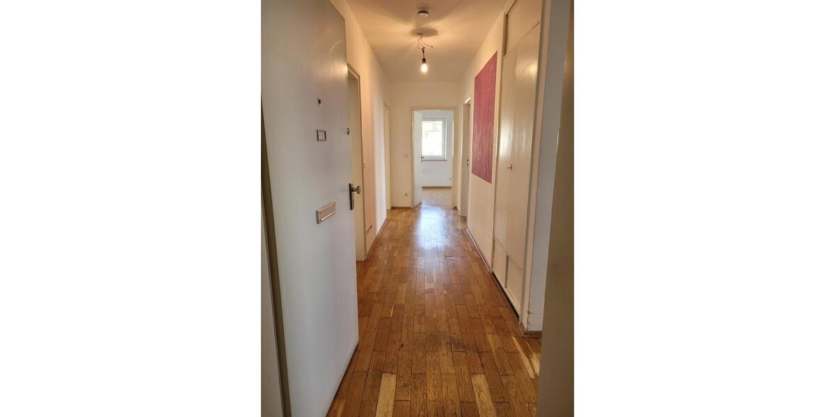 Etagenwohnung München Pasing-Obermenzing - 4 Zimmer, 97 m&sup2;, 1.930&euro; | Angebot:25232306