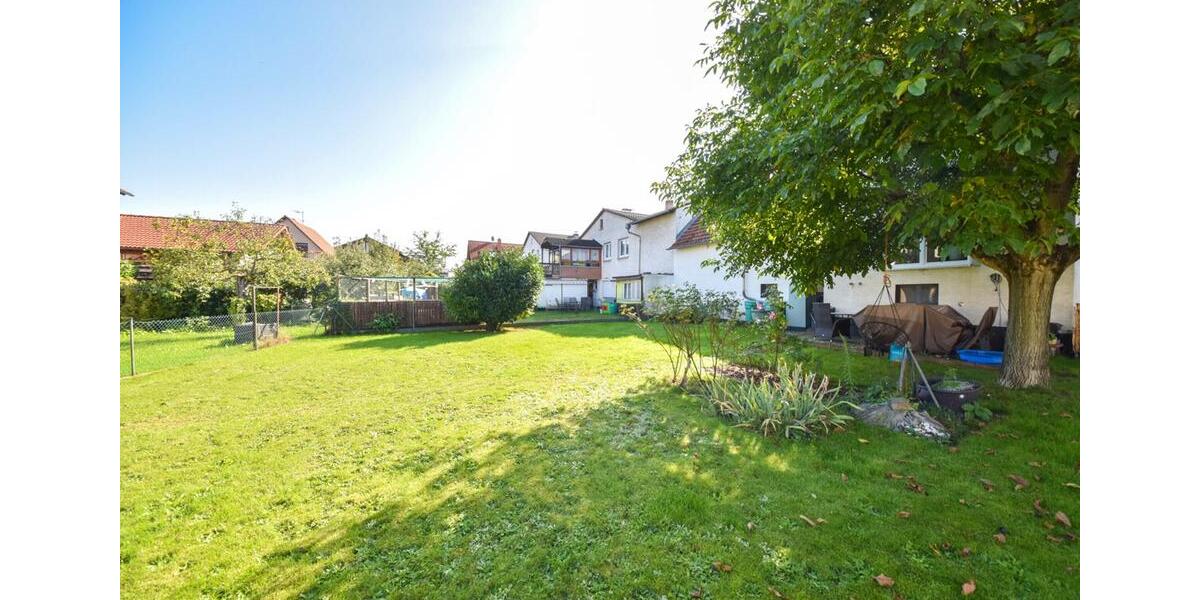 DIETZ: TOP TOP moderne 4-Zi. Wohnung - 1. Obergeschoss im 2-Familienhaus! 12 Garage + 2 PKW-Außenplätze 4 zimmer