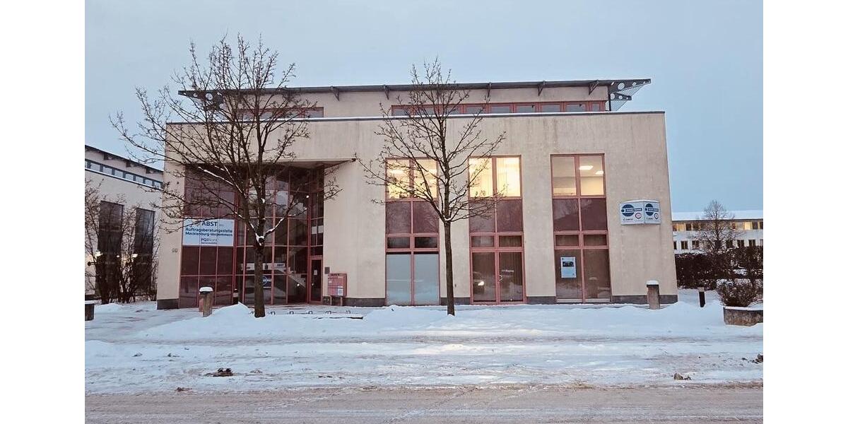 Gewerbeobjekt Schwerin Gartenstadt - 1.693&euro; | Angebot:24515476