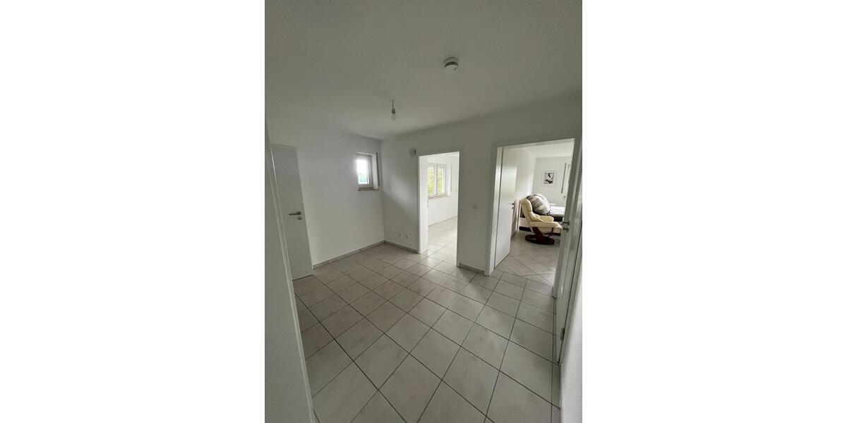 Etagenwohnung Bad Berleburg - 3 Zimmer, 92 m&sup2;, 650&euro; | Angebot:25856207