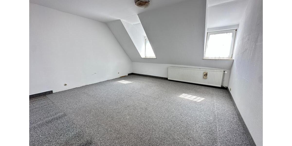 Etagenwohnung Coburg - 4 Zimmer, 140 m&sup2;, 800&euro; | Angebot:26491408