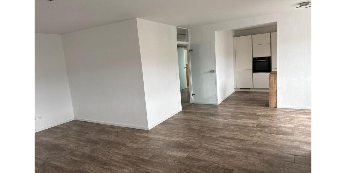 Etagenwohnung Aalen Dewangen - 3.5 Zimmer, 95 m&sup2;, 1.045&euro; | Angebot:25638347