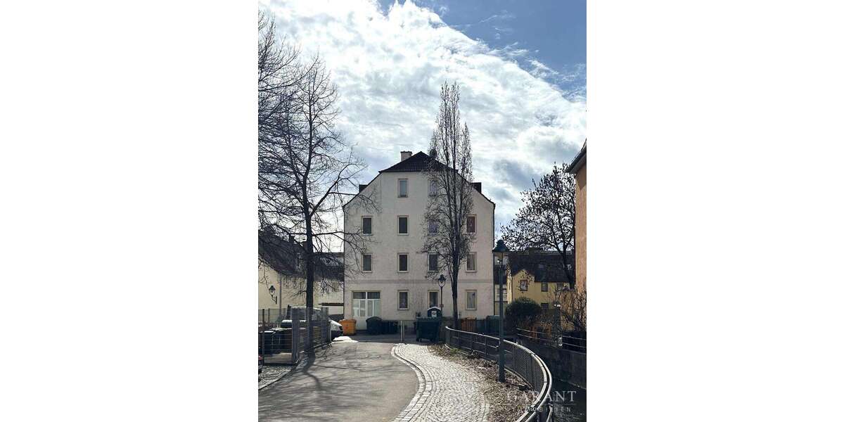 Etagenwohnung Augsburg Oberhausen - 3 Zimmer, 83 m&sup2;, 980&euro; | Angebot:25837232