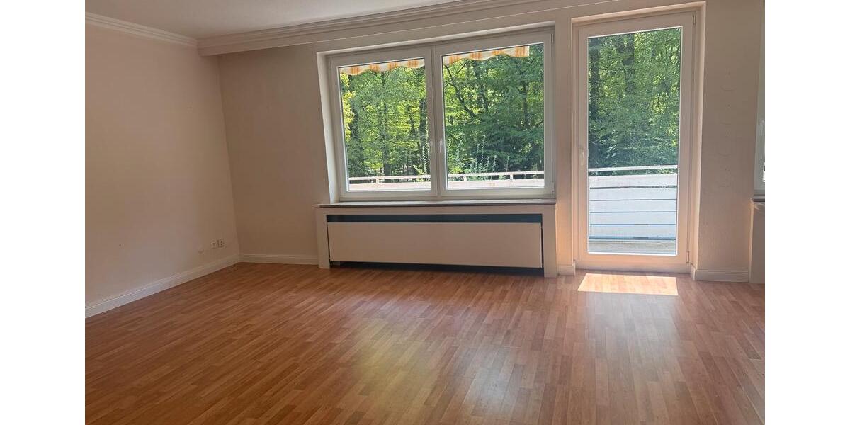 Etagenwohnung Sulingen - 3 Zimmer, 102 m&sup2;, 1.200&euro; | Angebot:26448333