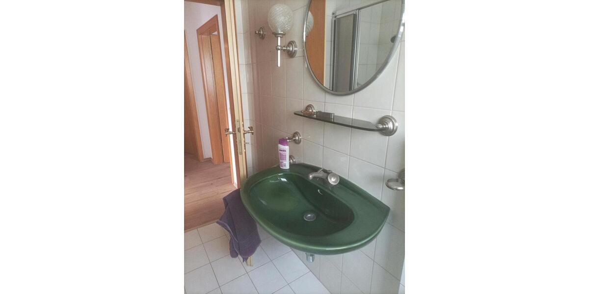 Wohnen auf Zeit Siegburg - 2 Zimmer, 63 m&sup2;, 40&euro; | Angebot:24806956