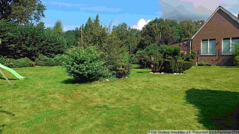 Einfamilienhaus Quickborn - 8 Zimmer, 210 m&sup2;, 2.490&euro; | Angebot:25834630