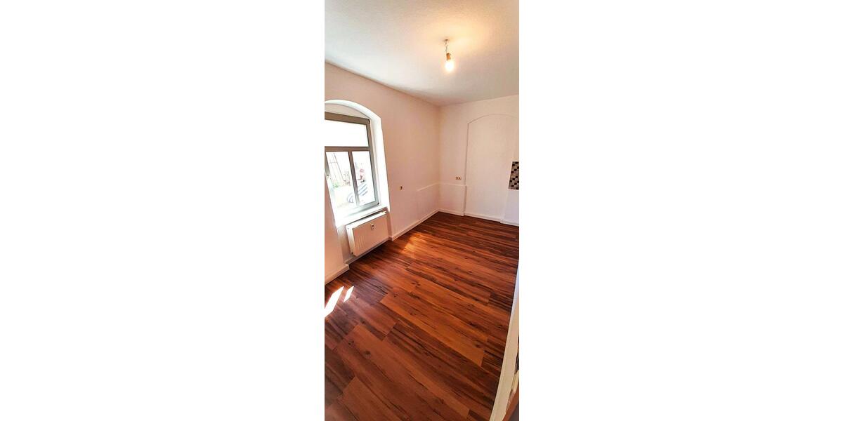 Etagenwohnung Meißen - 4 Zimmer, 86 m&sup2;, 556&euro; | Angebot:26384038