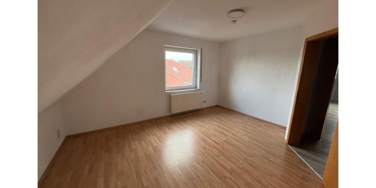 5 Zimmer Dachgeschoss- Maisonette Wohnung in Lünne 5 zimmer