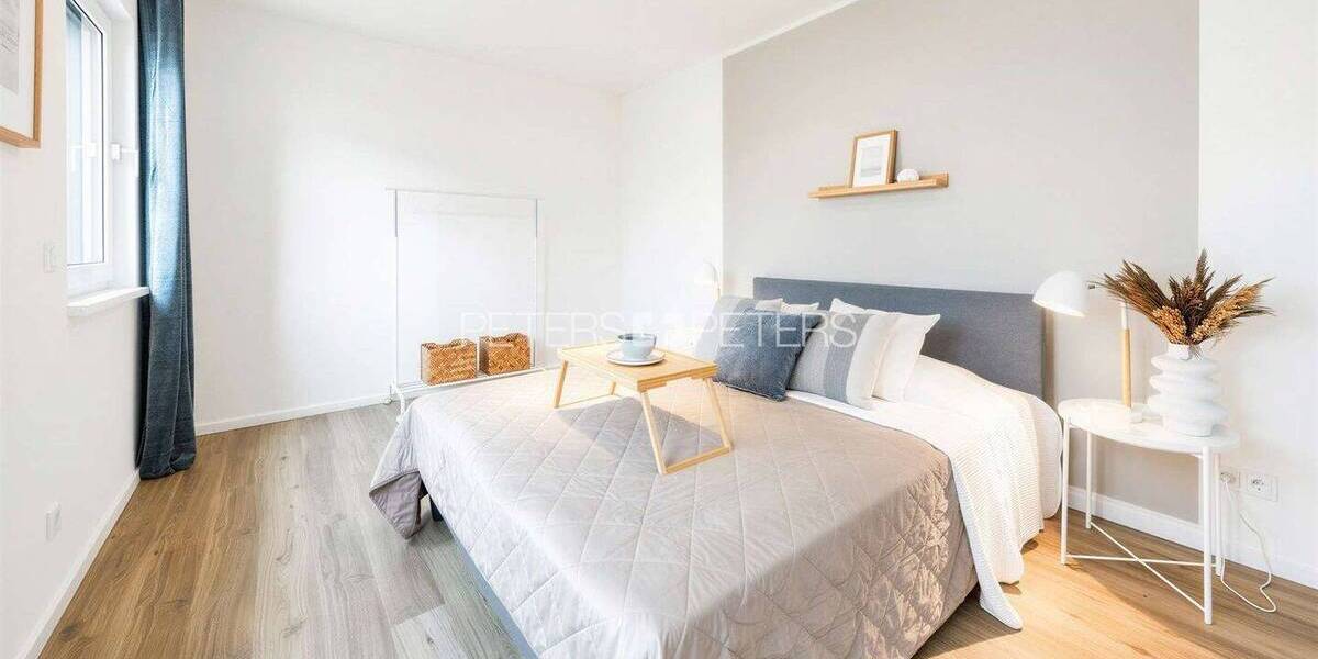 Zimmer Schwerin Werdervorstadt - 4 Zimmer, 94 m&sup2;, 1.299&euro; | Angebot:26260906