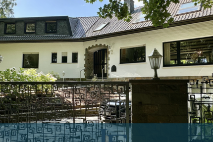 Haus zum Mieten in Aachen 2.200 € 283 m² 7 zimmer