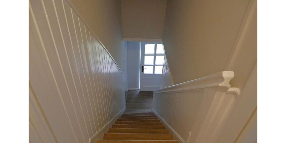 Dachgeschoßwohnung Korswandt - 3 Zimmer, 80 m&sup2;, 850&euro; | Angebot:26231091