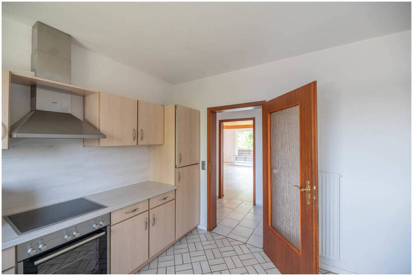 Familienfreundliche Etagenwohnung mit Balkon & Tiefgarage - 115 m² zum Wohlfühlen
