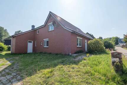 Haus Hemmoor - 4 Zimmer, 120 m&sup2;, 1.100&euro; | Angebot:27200023
