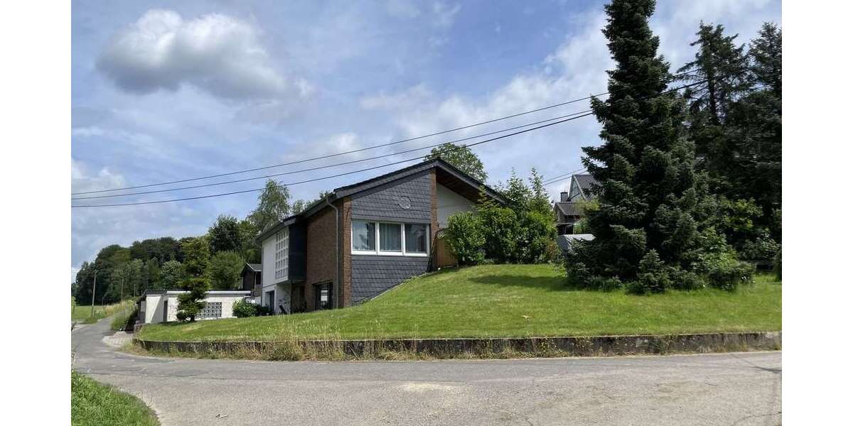 Einfamilienhaus Bergisch Gladbach - 3 Zimmer, 115 m&sup2;, 1.600&euro; | Angebot:26731817