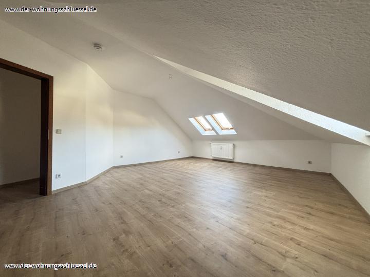 Dachgeschoßwohnung Annaberg-Buchholz Buchholz - 4 Zimmer, 101 m&sup2;, 475&euro; | Angebot:25340958