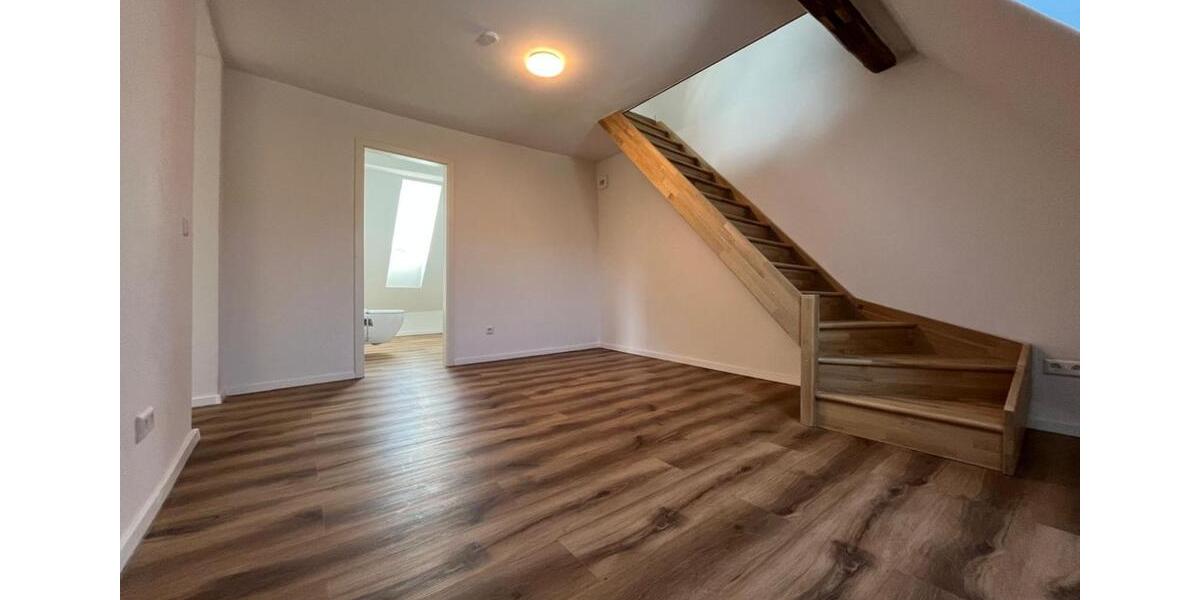 Einfamilienhaus Pfaffenhofen - 6 Zimmer, 200 m&sup2;, 1.750&euro; | Angebot:24700311