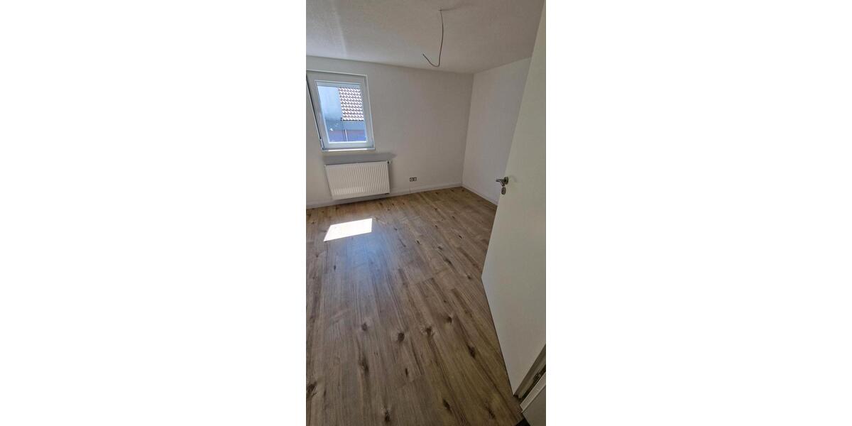 Etagenwohnung Remchingen - 3 Zimmer, 70 m&sup2;, 950&euro; | Angebot:24469891