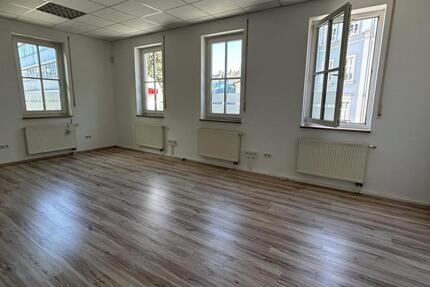 Gewerbeobjekt Hof Altstadt - 1.190&euro; | Angebot:26494885