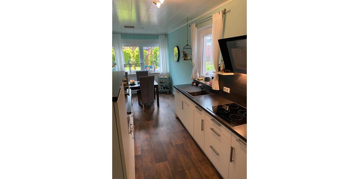 Reihenhaus Emden Tholenswehr - 4 Zimmer, 90 m&sup2;, 100&euro; | Angebot:24401832